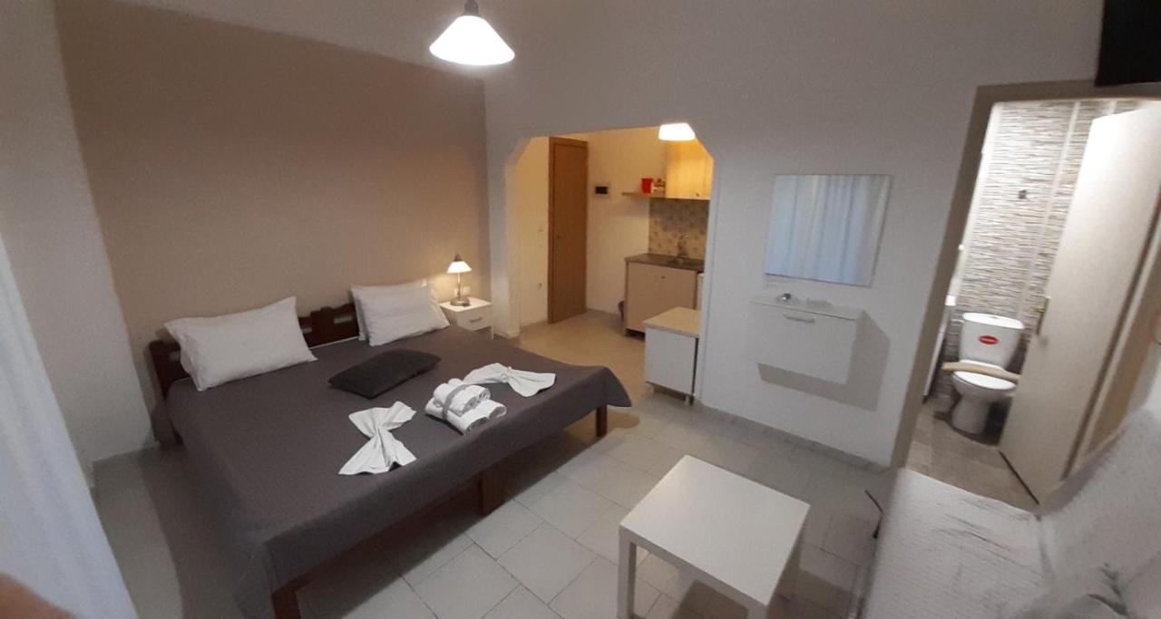 Giota Rooms Arkoudi Buitenkant foto