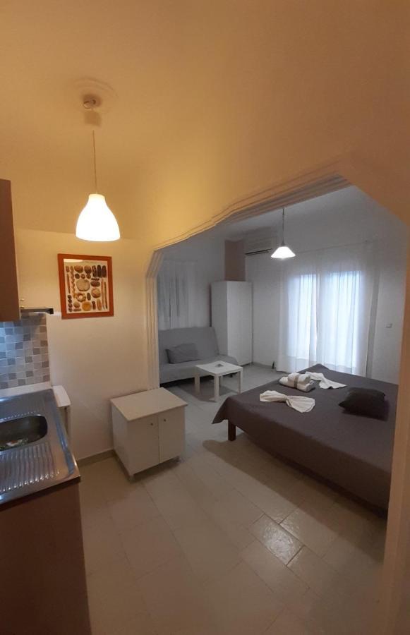 Giota Rooms Arkoudi Buitenkant foto
